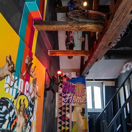 Capsule Art Déco - Jacuzzi - Netflix - Cinéma - Arcade De Jeux&nintendo Switch - 2 - Filet Suspendu Apartamento *